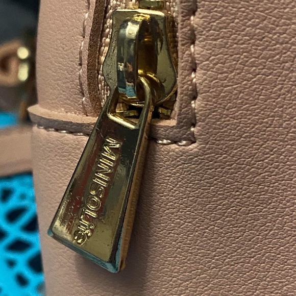 Soft blush pink Miniso mini backpack - Picture 4 of 5